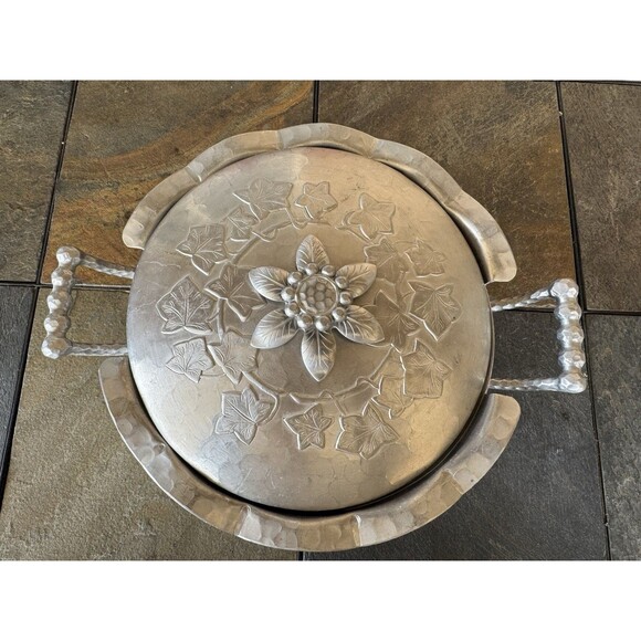 Everlast Hand Forged Aluminum Covered Serving Dish Ivy Casserole Handmade - Picture 1 of 16
